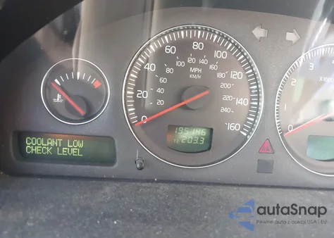 2004 Volvo V70 2.4 из США, поврежденный, VIN YV1SW64A042429186